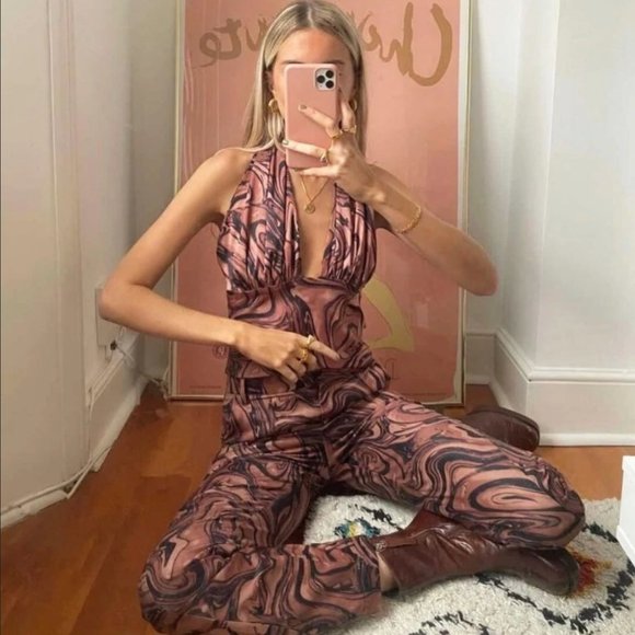 ❌ SOLD OUT❌NWT House of Sunny Mahogany Paradise Pants - Picture 8 of 11